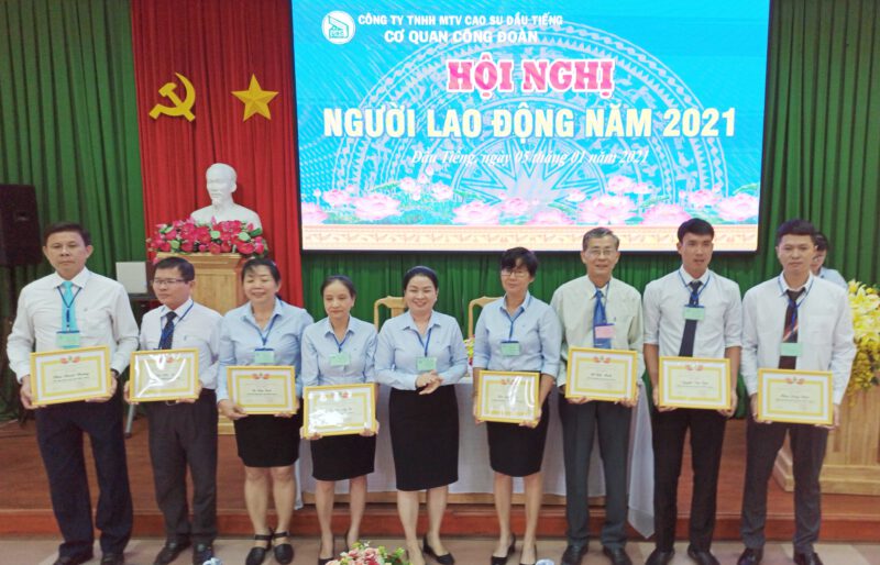 Cơ quan Công đoàn Công ty TNHH MTV Cao su Dầu Tiếng hoàn thành xuất sắc Nghị Quyết hội nghị người lao động năm 2020