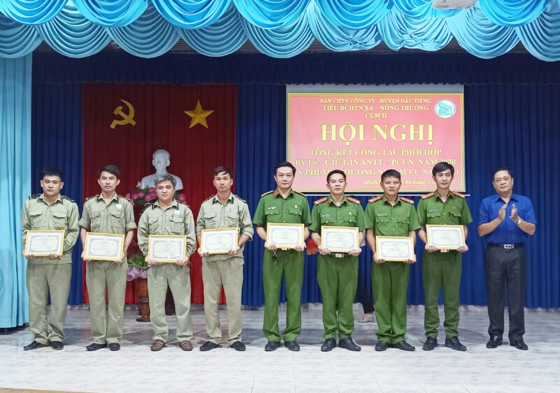 Cụm 2 Nông trường Minh Hòa, Trần Văn Lưu tổng kết công tác bảo vệ tài sản, giữ gìn An ninh chính trị - Trật tự an toàn xã hội