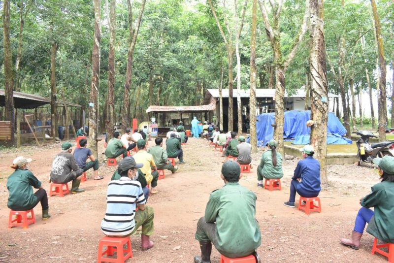 Bệnh viện Đa khoa Cao su Dầu Tiếng đẩy mạnh công tác khám sàng lọc, phòng chống dịch Covid-19