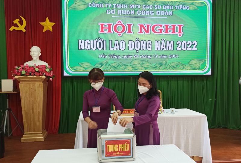 Cơ quan Công Đoàn Game tx uy tín
 hoàn thành tốt nghị quyết hội nghị người lao động năm 2021