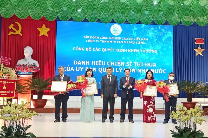 Cao su Dầu Tiếng đẩy mạnh sản xuất kinh doanh, tích cực phòng chống dịch, chăm lo tốt đời sống công nhân lao động