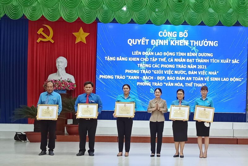 Công ty TNHH MTV Cao su Dầu Tiếng tổng kết công tác xây dựng Đảng - Đoàn thể năm 2021