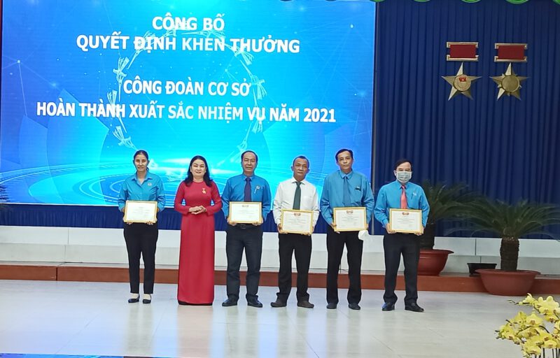 Công ty TNHH MTV Cao su Dầu Tiếng tổng kết công tác xây dựng Đảng - Đoàn thể năm 2021