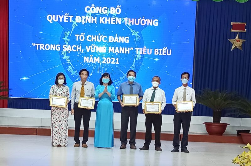 Công ty TNHH MTV Cao su Dầu Tiếng tổng kết công tác xây dựng Đảng - Đoàn thể năm 2021