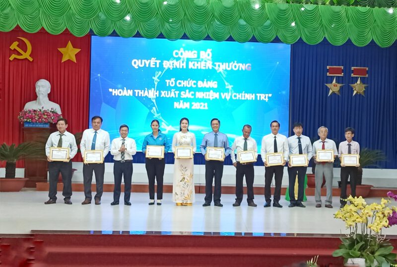 Công ty TNHH MTV Cao su Dầu Tiếng tổng kết công tác xây dựng Đảng - Đoàn thể năm 2021